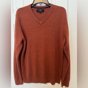 Bachrach light weigh sweater.
